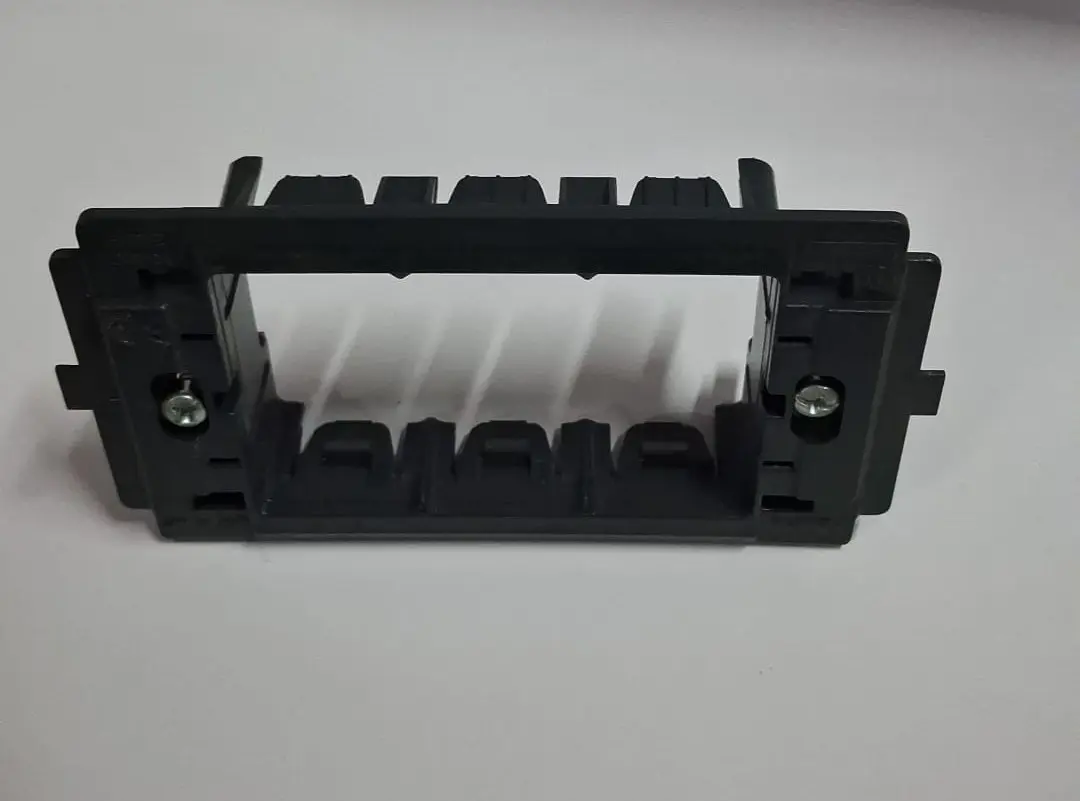 [GW24201] Soporte 3 módulos para Gewiss original